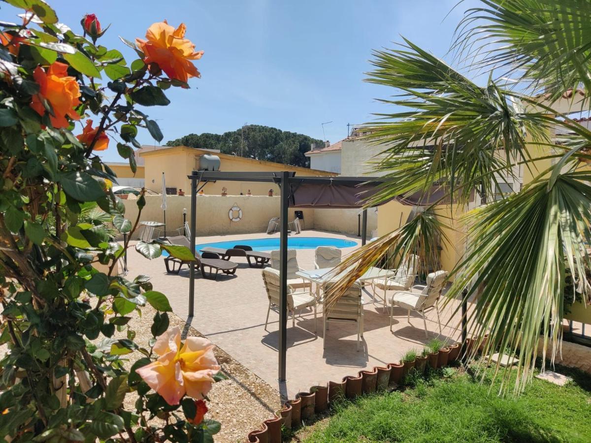 Pool Seaside Relais - Ville Ninfea, Marea, Rosa E Cassiopea ฟอนตาเน บีอานเก ภายนอก รูปภาพ