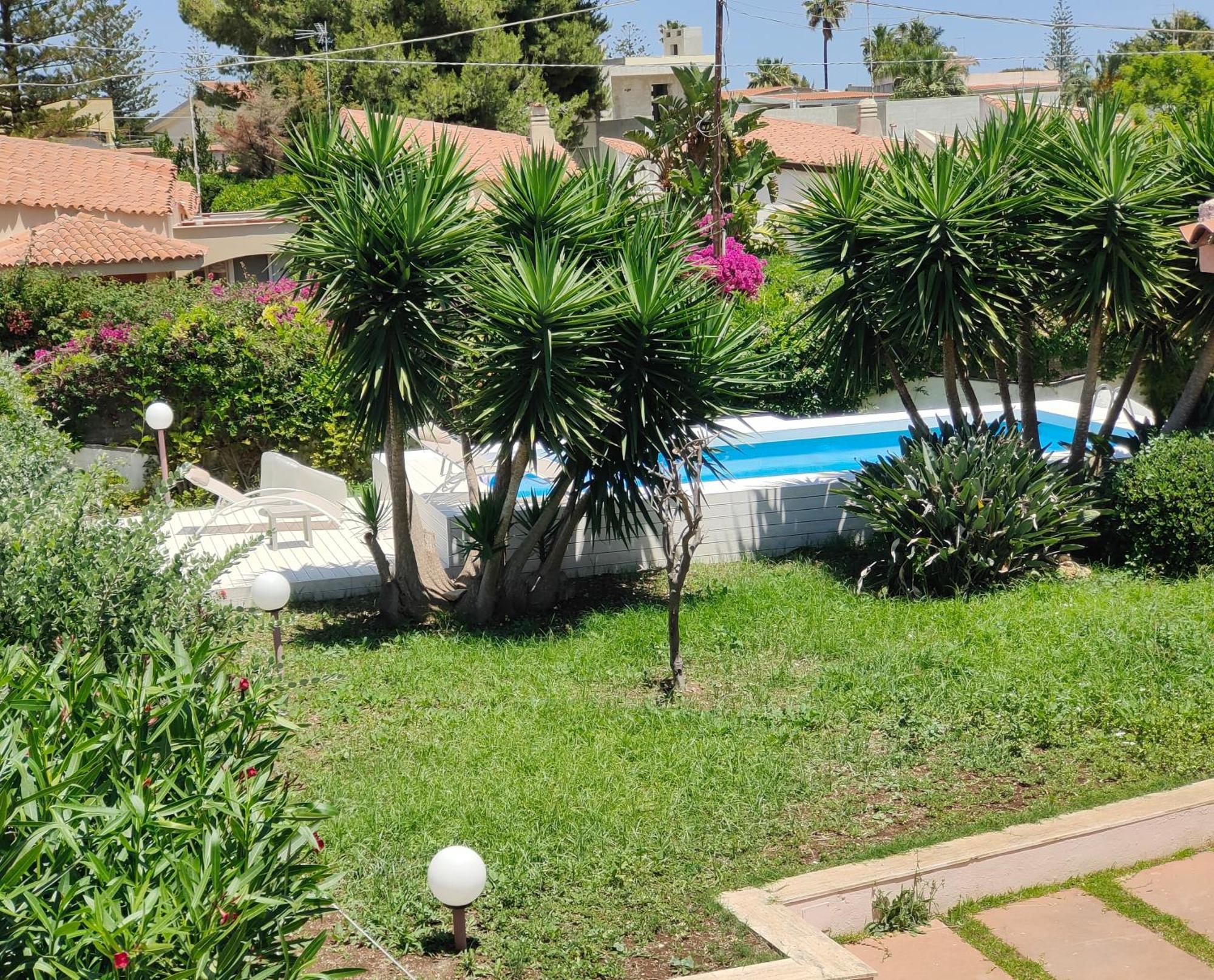 Pool Seaside Relais - Ville Ninfea, Marea, Rosa E Cassiopea ฟอนตาเน บีอานเก ห้อง รูปภาพ